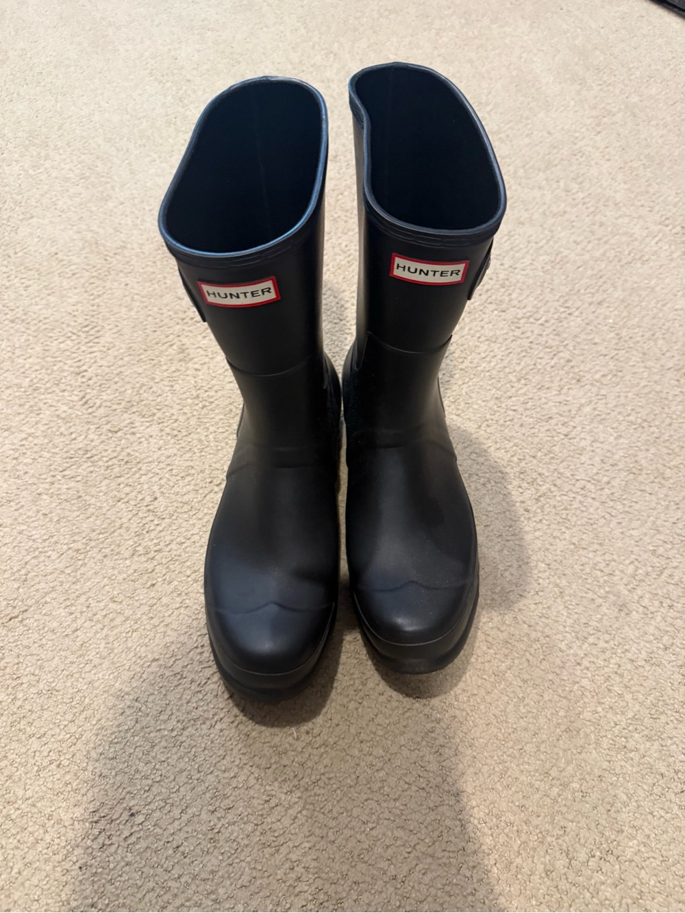Hunter Men's Black Waterproof Mid-Calf Rain Boots